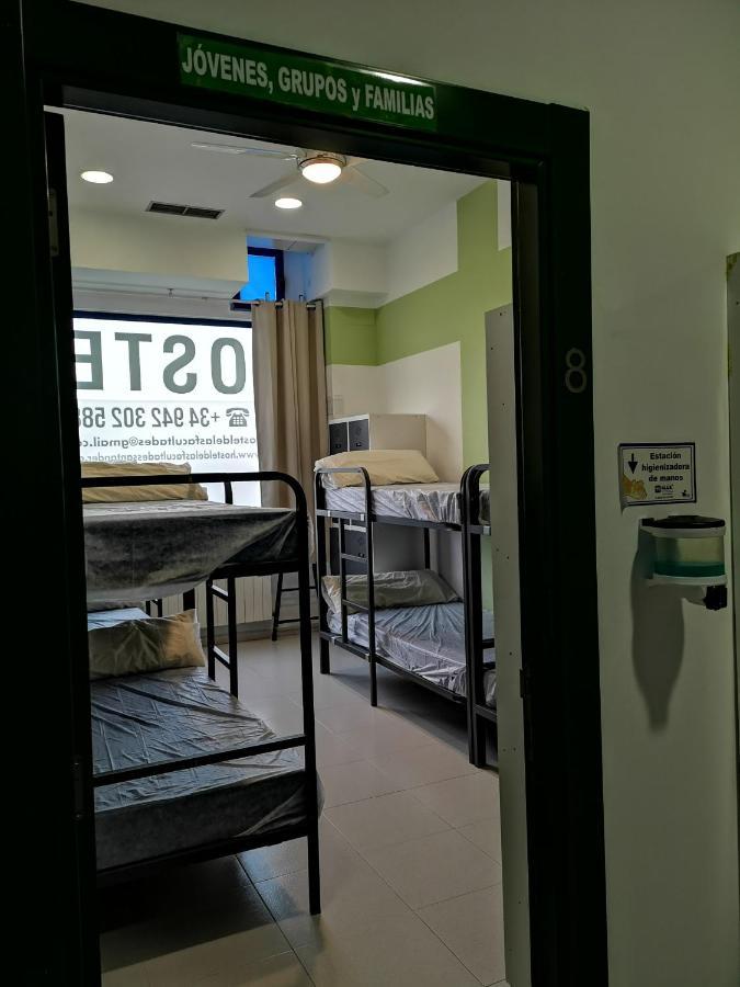 De Facultades Hostel Santander